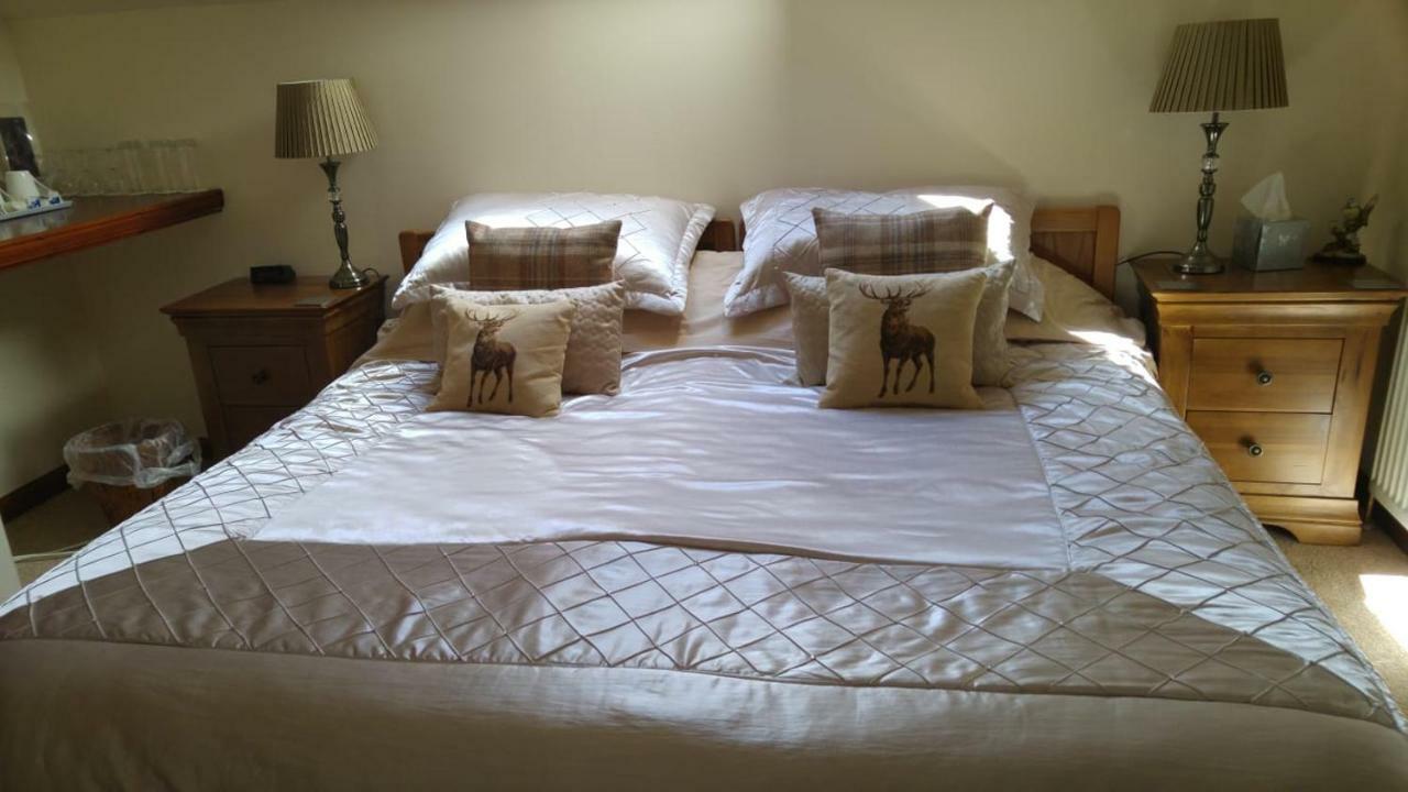 Bed and Breakfast Hillhaven Bed &Breakfast Фортроуз Екстер'єр фото