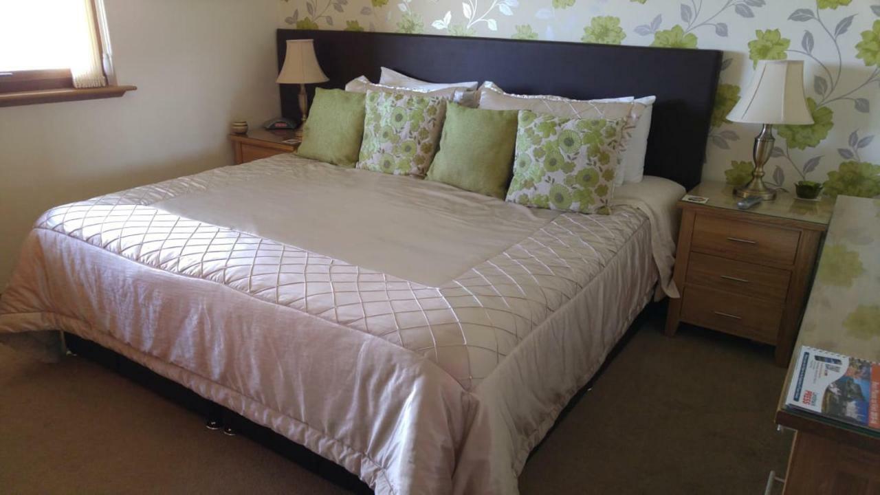 Bed and Breakfast Hillhaven Bed &Breakfast Фортроуз Екстер'єр фото